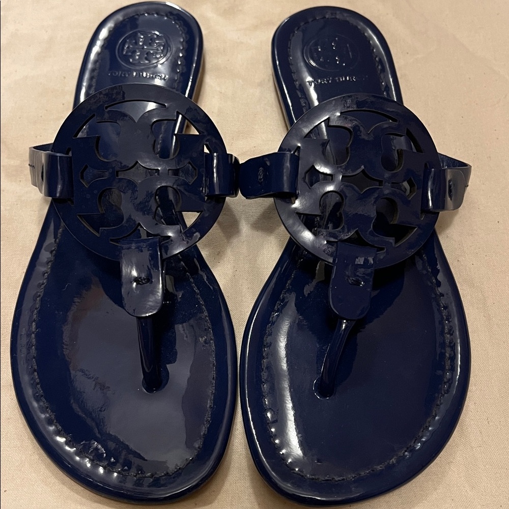 Tory Burch Miller Thong Sandal Patent Leather Bright Indigo size 6 - Picture 3 of 16